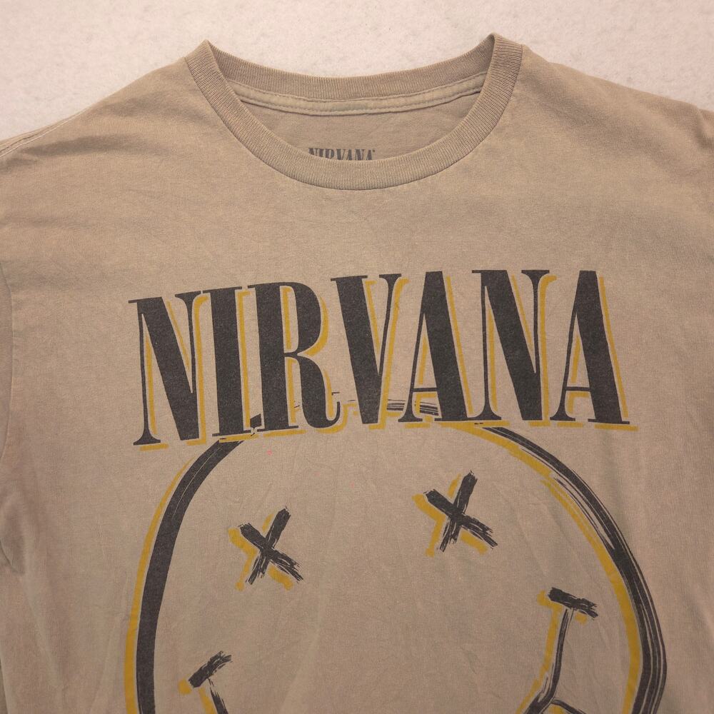 Nirvana Band Casual Crew Neck Graphic Shirt Adult Mens Size Medium M Green